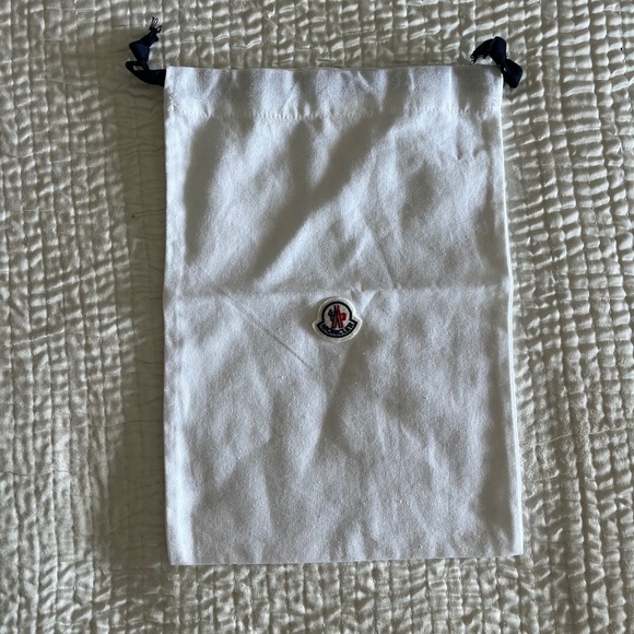 Moncler dust bag - Picture 1 of 6